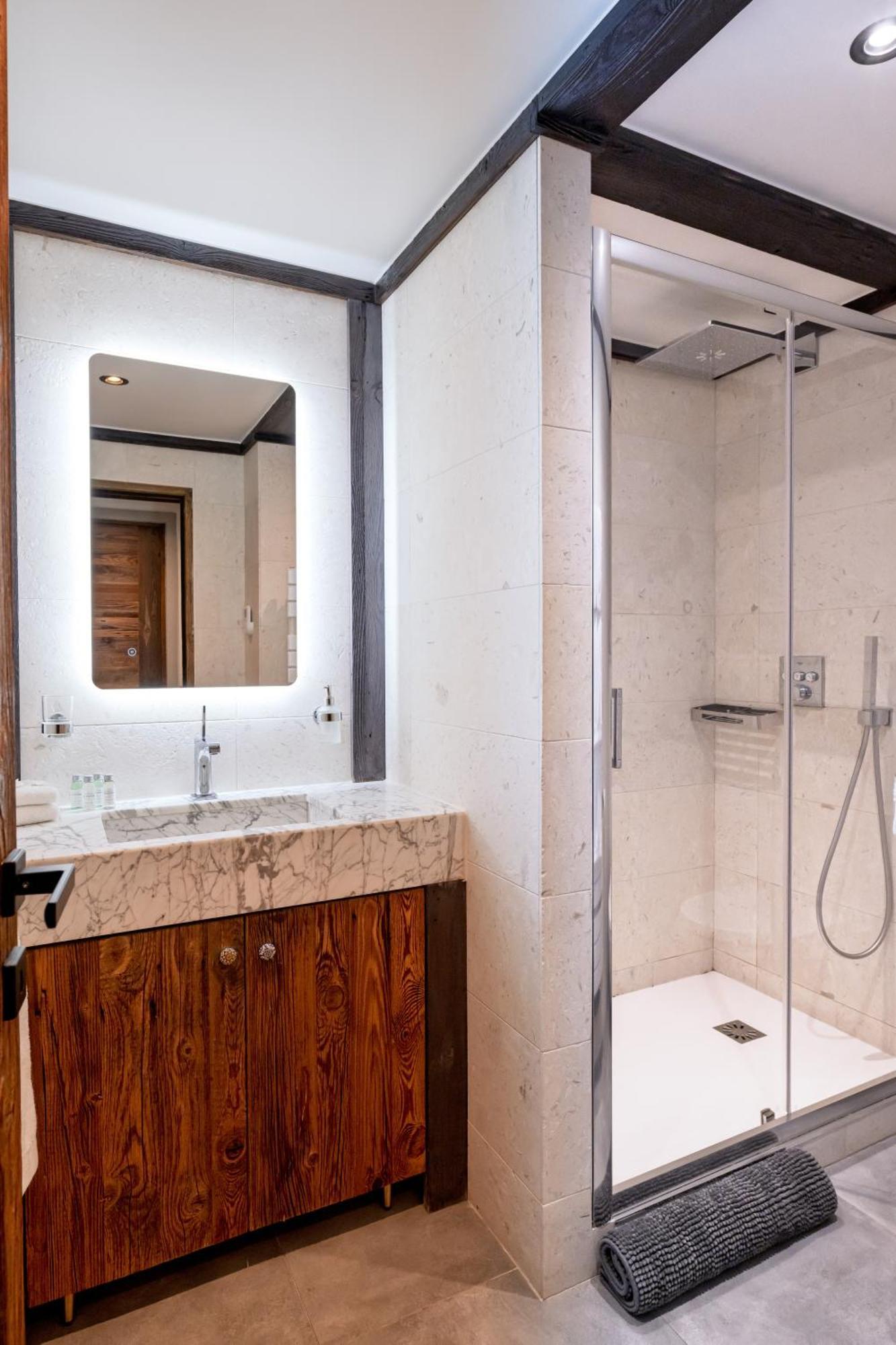 Luxury Suite 70M2 Balcon Courchevel1850 Parking Exterior photo
