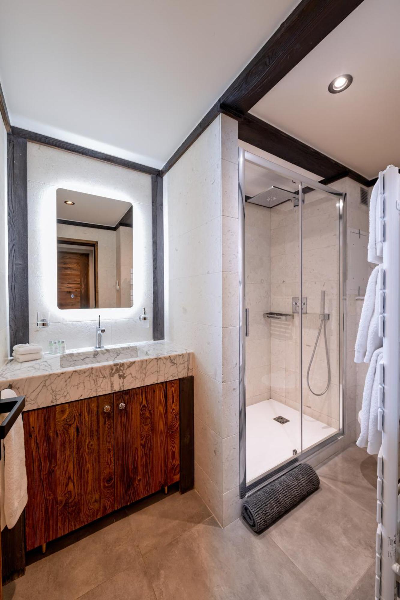 Luxury Suite 70M2 Balcon Courchevel1850 Parking Exterior photo